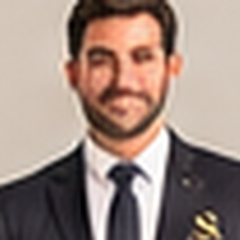 Portrait de Adrien, agent IA