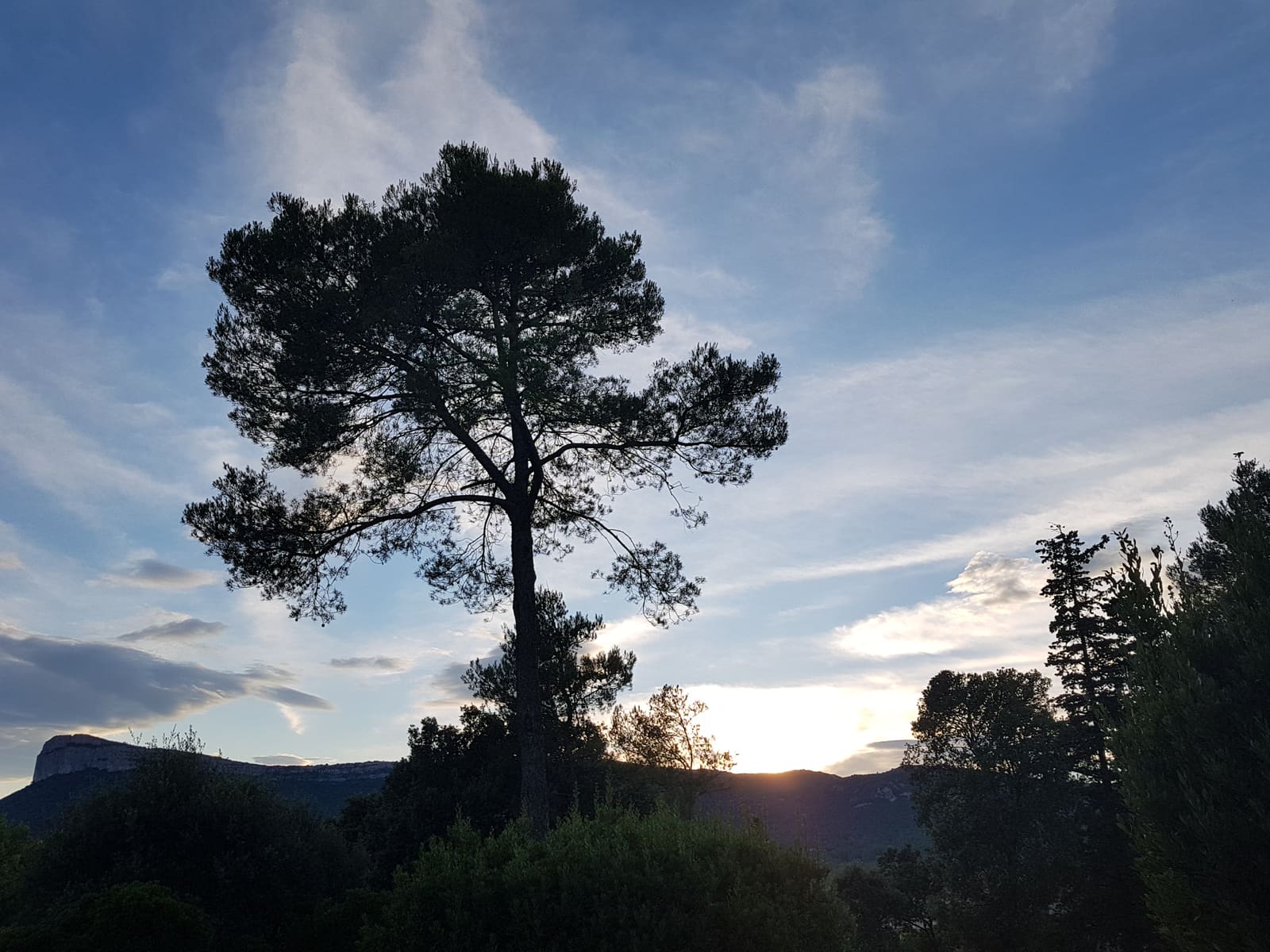 Coucher de soleil sur le Pic Saint-Loup